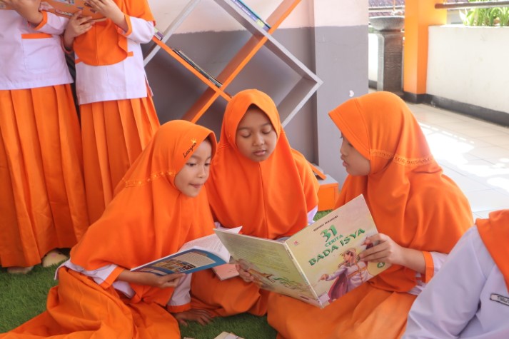 Pendidikan Agama dalam Membentuk Karakter Anak