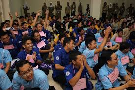 Pendaftaran Universitas untuk Mahasiswa Dewasa: Kesempatan Kuliah Tidak Mengenal Usia