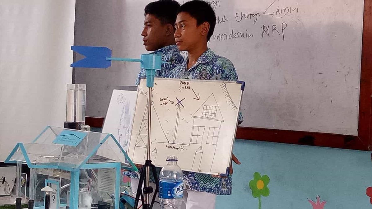 Pendidikan Berbasis Proyek: Cara Baru Mengasah Logika dan Kolaborasi Siswa